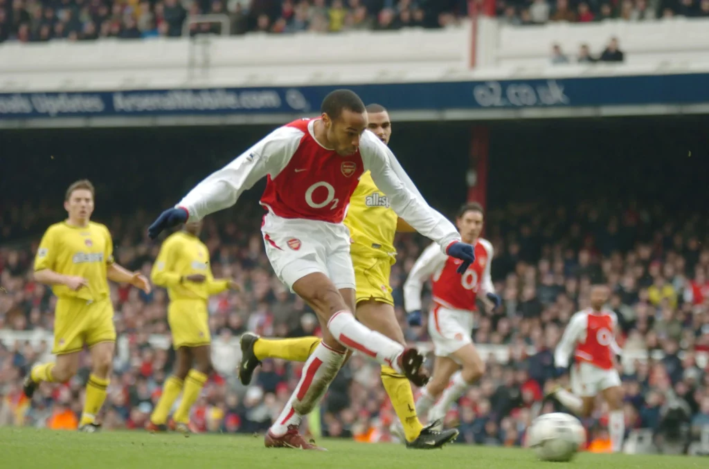 Arsenal v Charlton february 2004